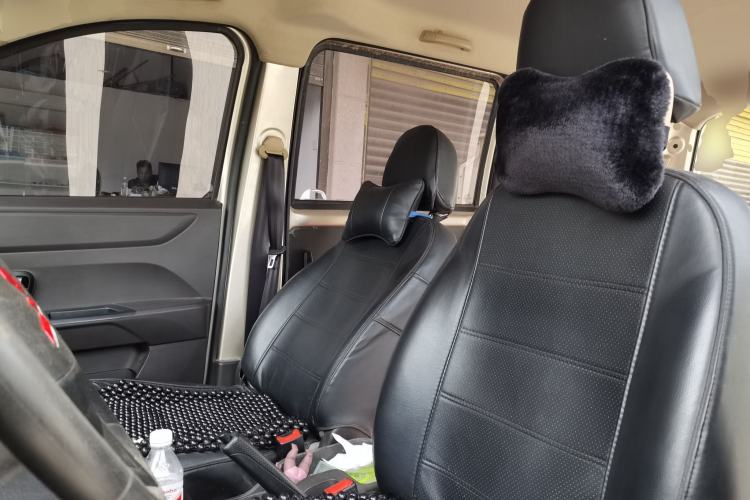 Used Wuling Hongguang V 2021 1.5L Jingqu Version LAR Left Front Seat