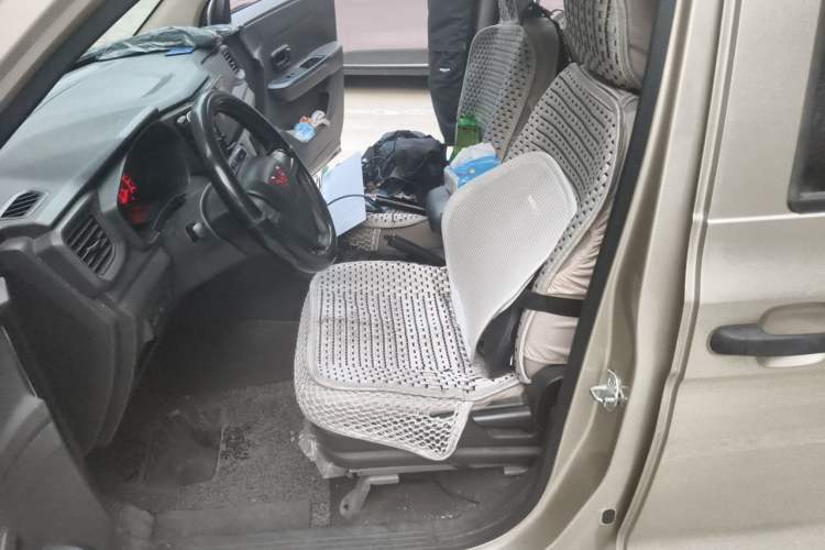 Used Wuling Hongguang V 2021 1.5L Jingqu Version LAR Left Front Seat
