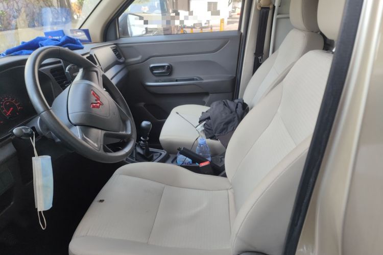 Used Wuling Hongguang V 2021 1.5L Jingqu Edition Enclosed-Window Vehicle LAR Left Front Seat