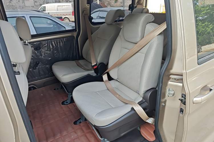 Used Wuling Hongguang V 2021 1.5L Enjoyment Edition LAR Left Rear Seat