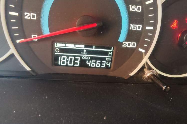Used Wuling Hongguang V 2021 1.5L Refreshed Enjoyment Edition LAR Odometer Close Up
