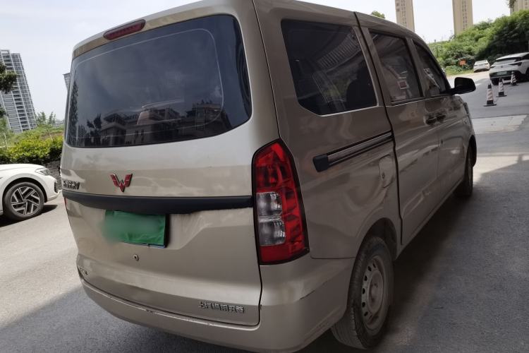 Used Wuling Hongguang V 2021 1.5L Jingqu Version LAR Rear Right 45 Deg