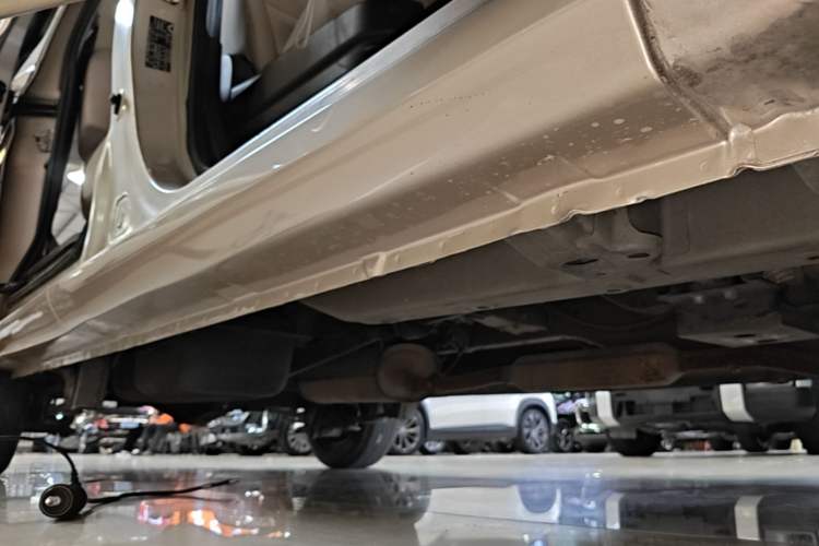 Used Wuling Hongguang V 2021 1.5L Jingqu Version LAR Right Side Sill