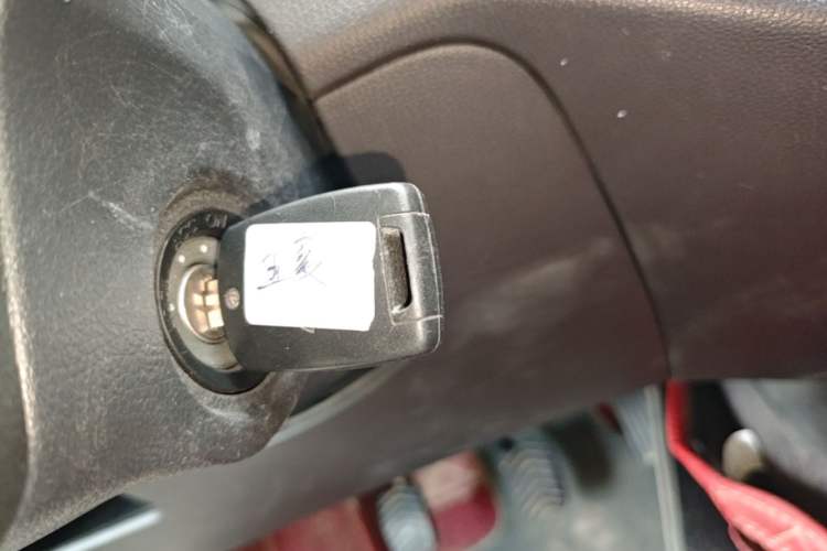 Used Wuling Hongguang V 2021 1.5L Jingqu Version LAR Vehicle Key