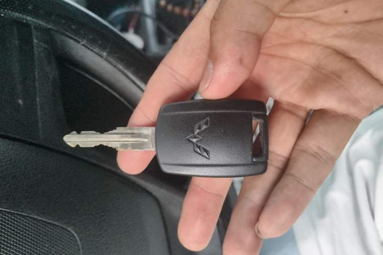 Used Wuling Hongguang V 2021 1.5L Jingqu Version LAR Vehicle Key