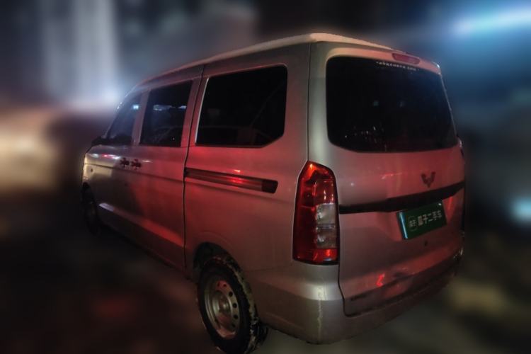Used Wuling Hongguang V 2021 1.5L Jingqu Version LAR Exterior 3