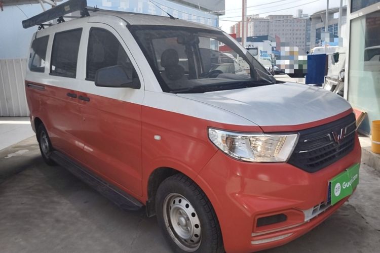 Used Wuling Hongguang V 2021 1.5L Jingqu Version LAR Front Right 45 Deg
