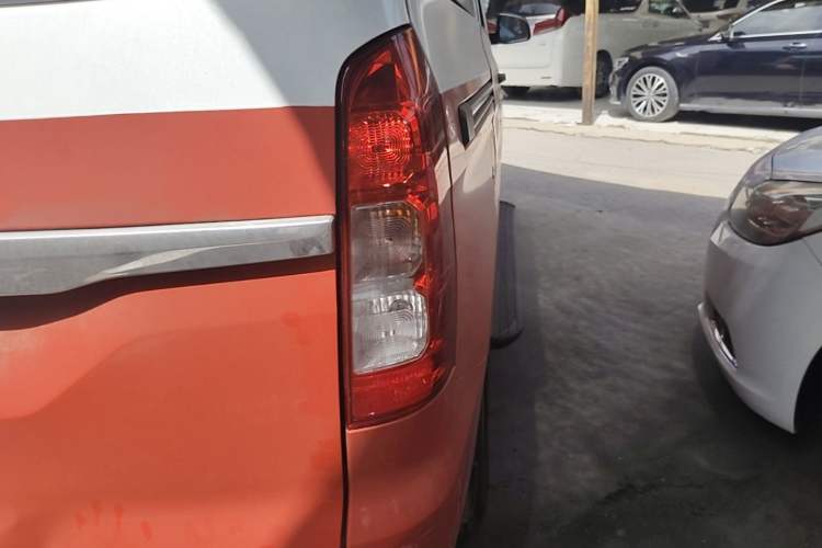 Used Wuling Hongguang V 2021 1.5L Jingqu Version LAR Right Rear Taillight