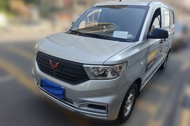 Used Wuling Hongguang V 2021 1.5L Jingqu Edition Enclosed-Window Vehicle LAR