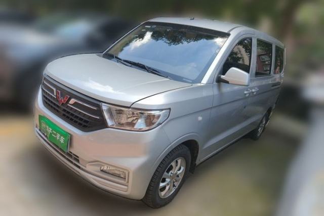 Used Wuling Hongguang V 2021 1.5L Enjoyment Edition LAR