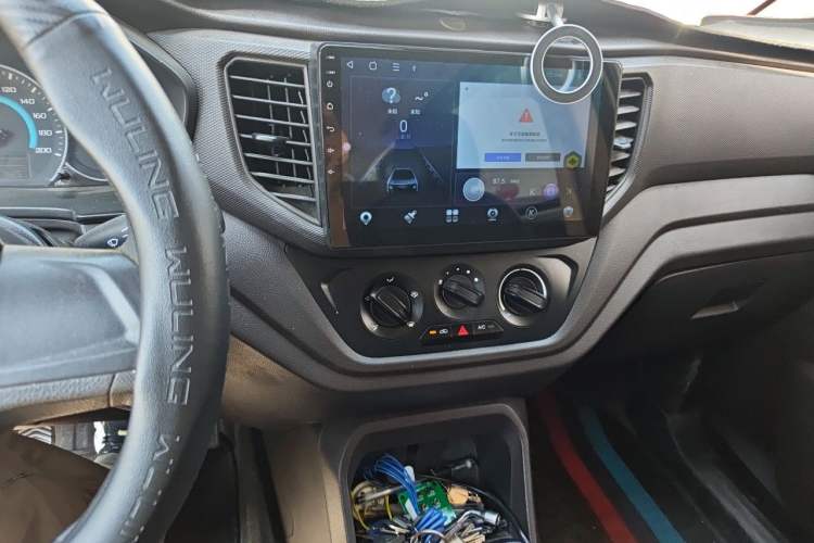 Used Wuling Hongguang V 2021 1.5L Refreshed Enjoyment Edition LAR Audio And AC Panel