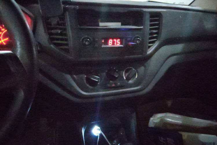Used Wuling Hongguang V 2021 1.5L Jingqu Version LAR Audio And AC Panel