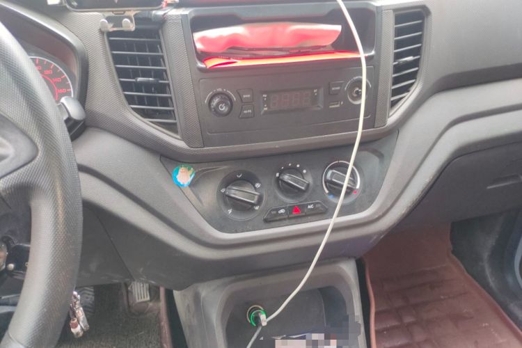Used Wuling Hongguang V 2021 1.5L Jingqu Version LAR Audio And AC Panel
