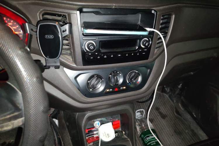 Used Wuling Hongguang V 2021 1.5L Jingqu Version LAR Audio And AC Panel
