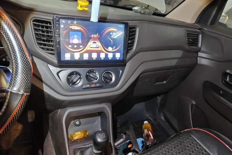 Used Wuling Hongguang V 2021 1.5L Enjoyment Edition LAR Audio And AC Panel