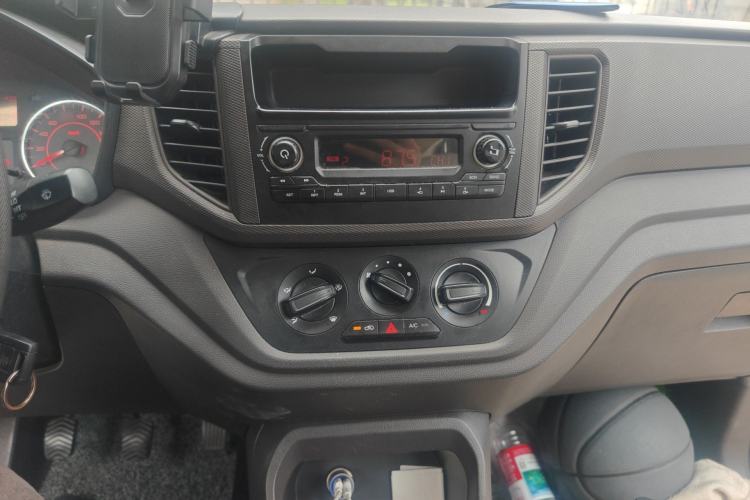 Used Wuling Hongguang V 2021 1.5L Jingqu Version LAR Audio And AC Panel