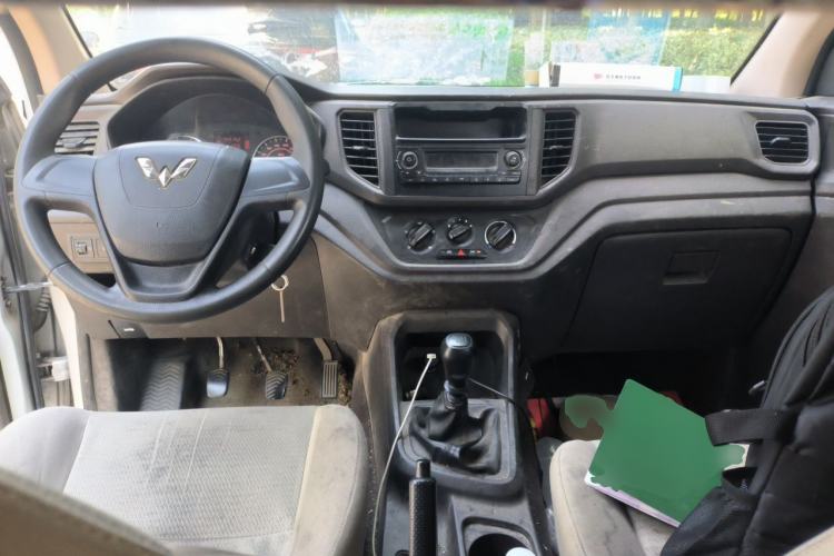 Used Wuling Hongguang V 2021 1.5L Jingqu Version LAR Center Console