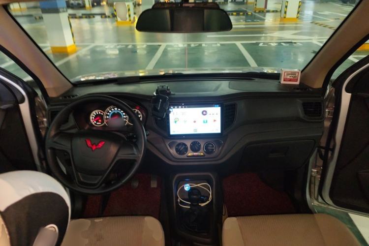 Used Wuling Hongguang V 2021 1.5L Jingqu Version LAR Center Console