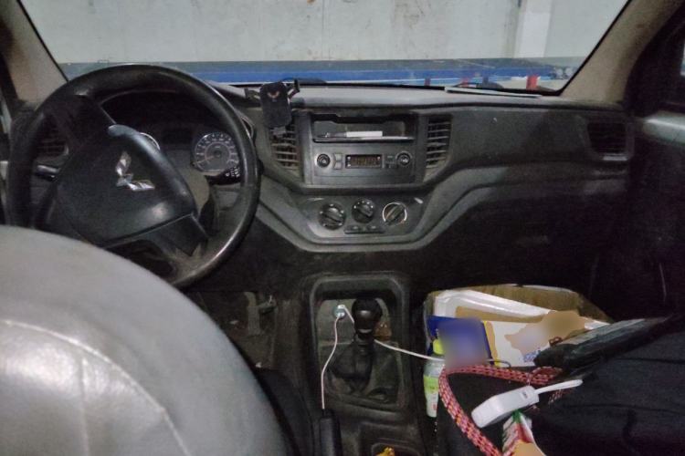 Used Wuling Hongguang V 2021 1.5L Jingqu Version LAR Center Console