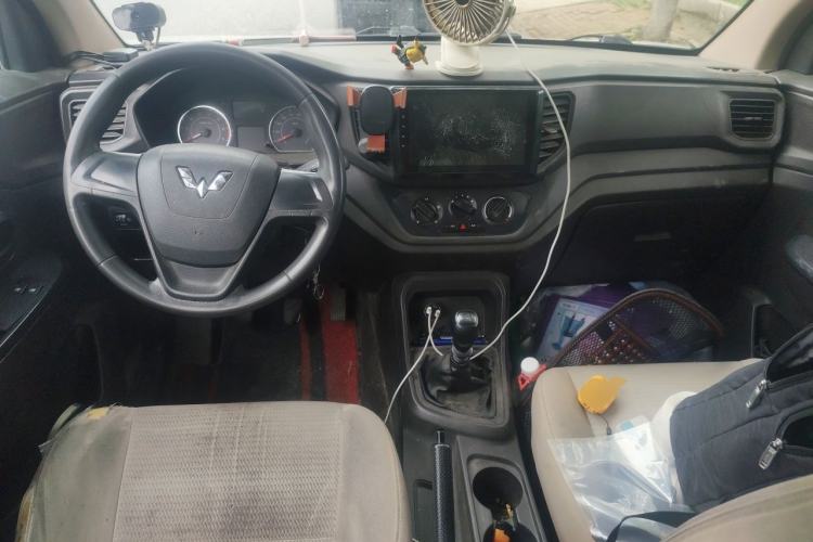 Used Wuling Hongguang V 2021 1.5L Jingqu Version LAR Center Console
