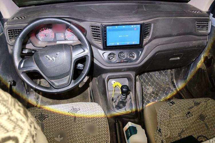 Used Wuling Hongguang V 2021 1.5L Jingqu Version LAR Center Console