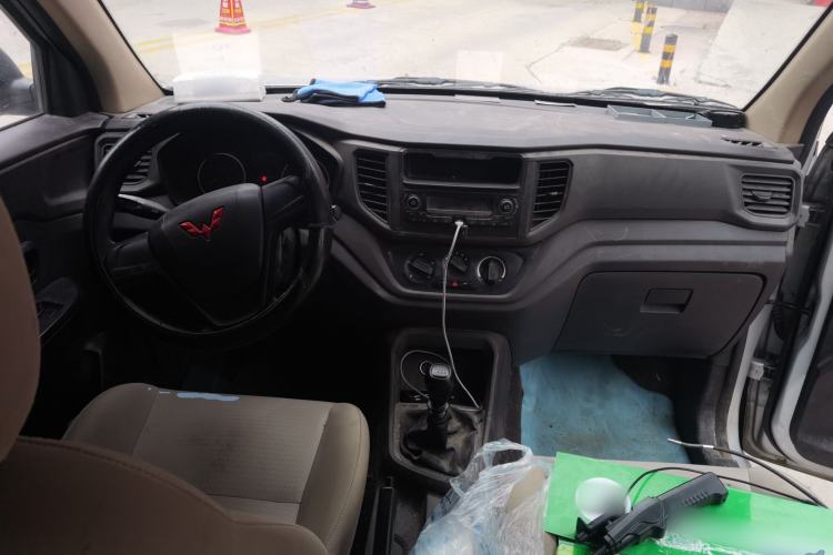 Used Wuling Hongguang V 2021 1.5L Jingqu Version LAR Center Console