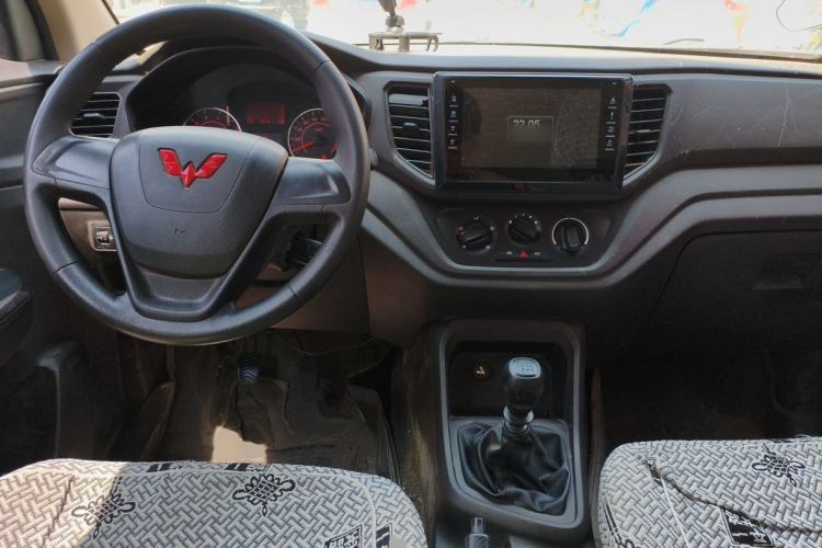 Used Wuling Hongguang V 2021 1.5L Enjoyment Edition LAR Center Console