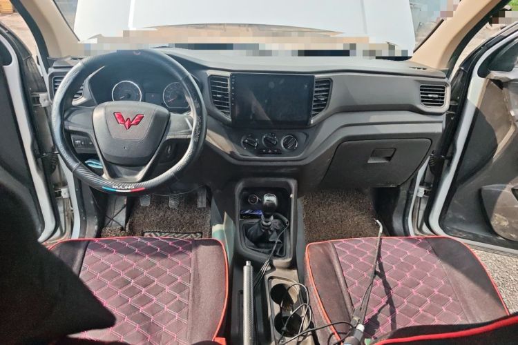 Used Wuling Hongguang V 2021 1.5L Jingqu Version LAR Center Console