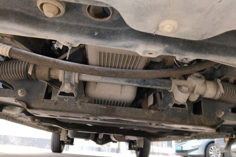 Used Wuling Hongguang V 2021 1.5L Jingqu Edition Enclosed-Window Vehicle LAR Chassis Front