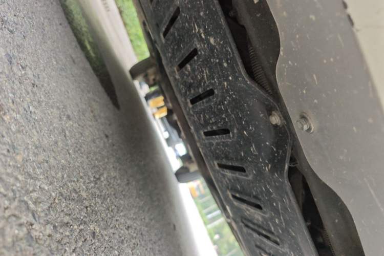 Used Wuling Hongguang V 2021 1.5L Jingqu Edition Enclosed-Window Vehicle LAR Chassis Front