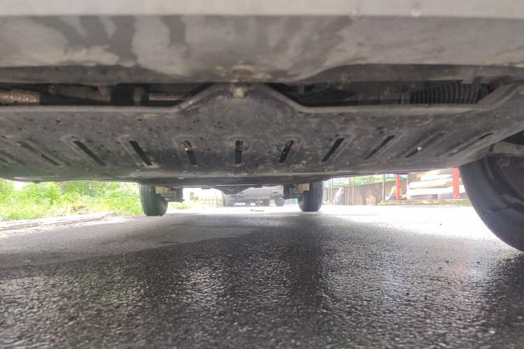 Used Wuling Hongguang V 2021 1.5L Jingqu Version LAR Chassis Front