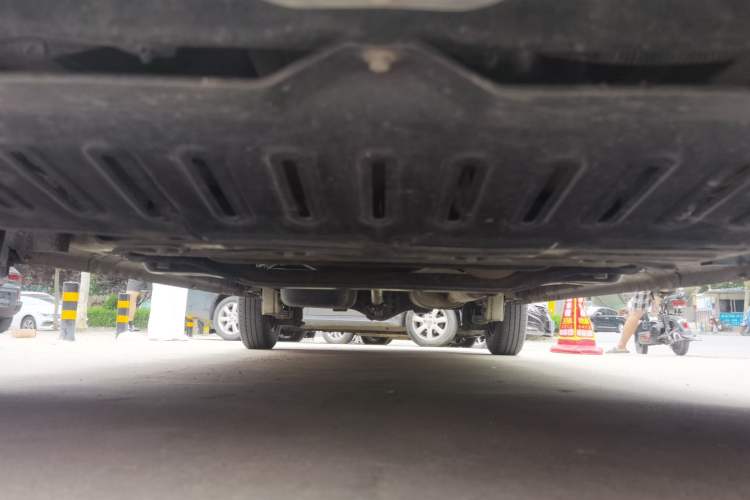 Used Wuling Hongguang V 2021 1.5L Jingqu Version LAR Chassis Front