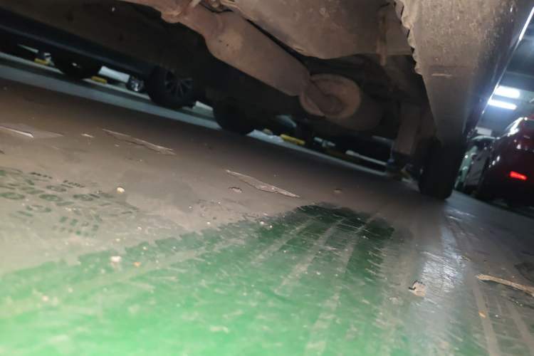 Used Wuling Hongguang V 2021 1.5L Jingqu Edition Enclosed-Window Vehicle LAR Chassis Front Left