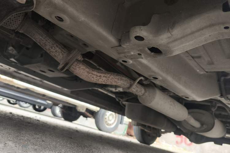 Used Wuling Hongguang V 2021 1.5L Jingqu Edition Enclosed-Window Vehicle LAR Chassis Front Left
