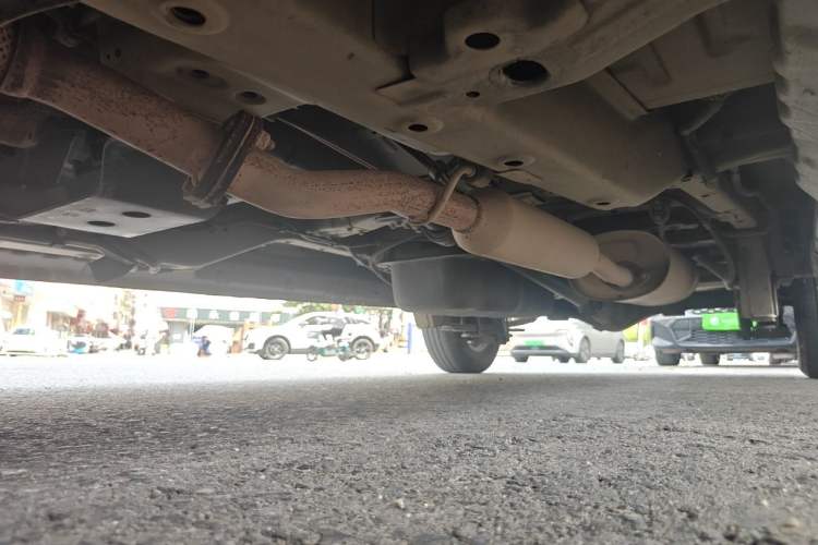Used Wuling Hongguang V 2021 1.5L Enjoyment Edition LAR Chassis Front Left