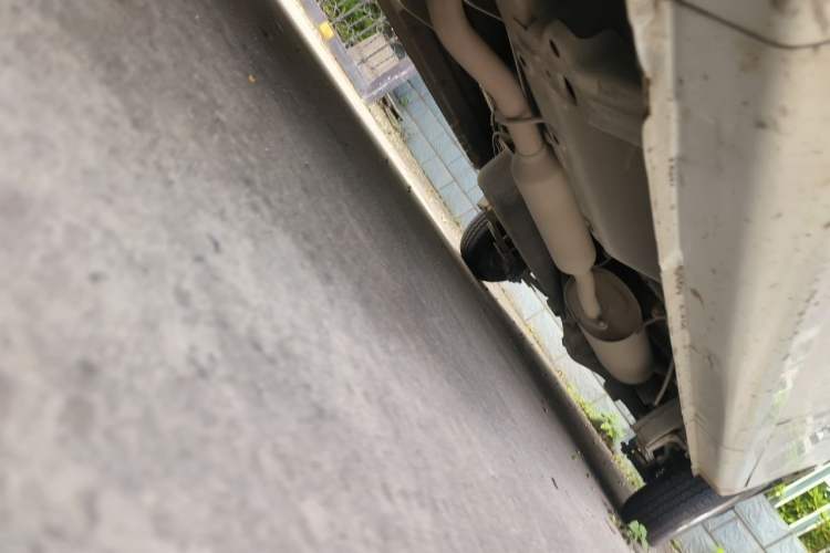 Used Wuling Hongguang V 2021 1.5L Jingqu Edition Enclosed-Window Vehicle LAR Chassis Front Left