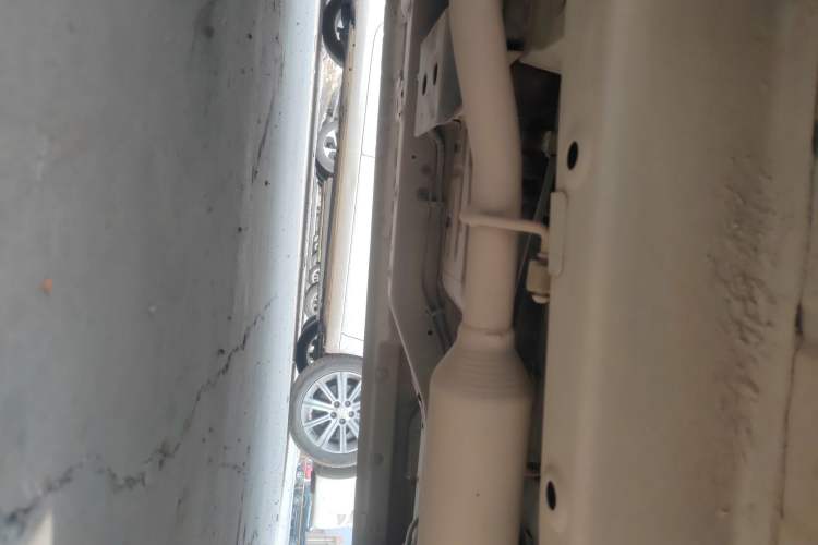 Used Wuling Hongguang V 2021 1.5L Jingqu Edition Enclosed-Window Vehicle LAR Chassis Front Left