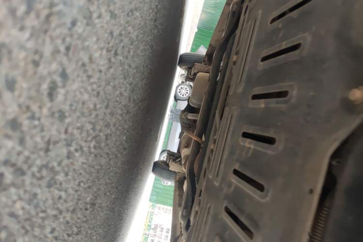 Used Wuling Hongguang V 2021 1.5L Jingqu Version LAR Chassis Front