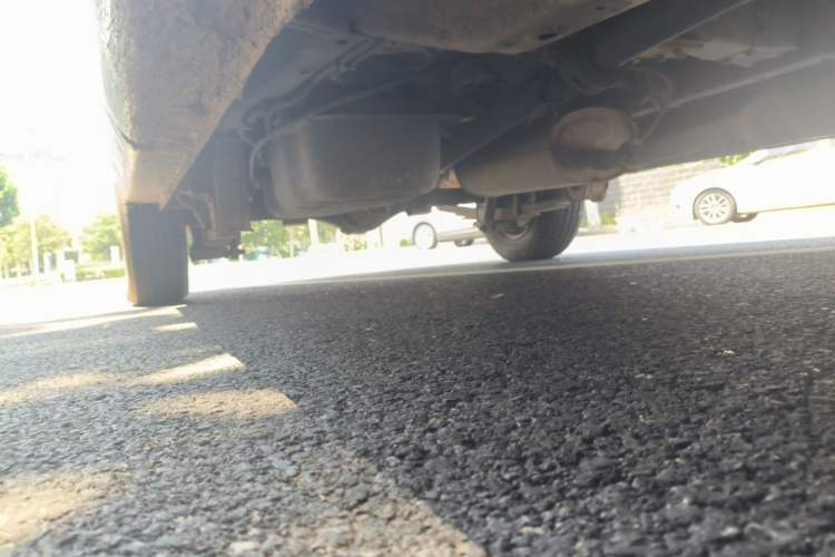 Used Wuling Hongguang V 2021 1.5L Jingqu Version LAR Chassis Front Right