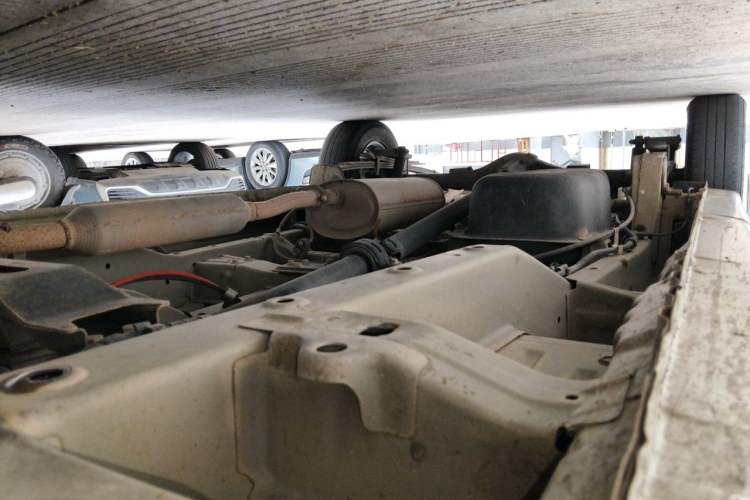 Used Wuling Hongguang V 2021 1.5L Jingqu Edition Enclosed-Window Vehicle LAR Chassis Front Right