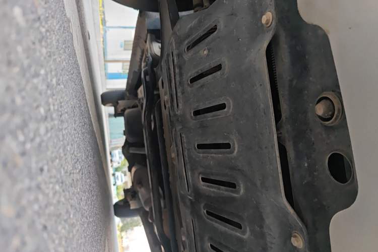 Used Wuling Hongguang V 2021 1.5L Jingqu Version LAR Chassis Front