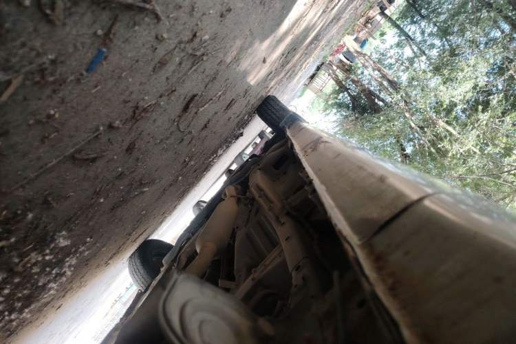 Used Wuling Hongguang V 2021 1.5L Jingqu Edition Enclosed-Window Vehicle LAR Chassis Rear Left