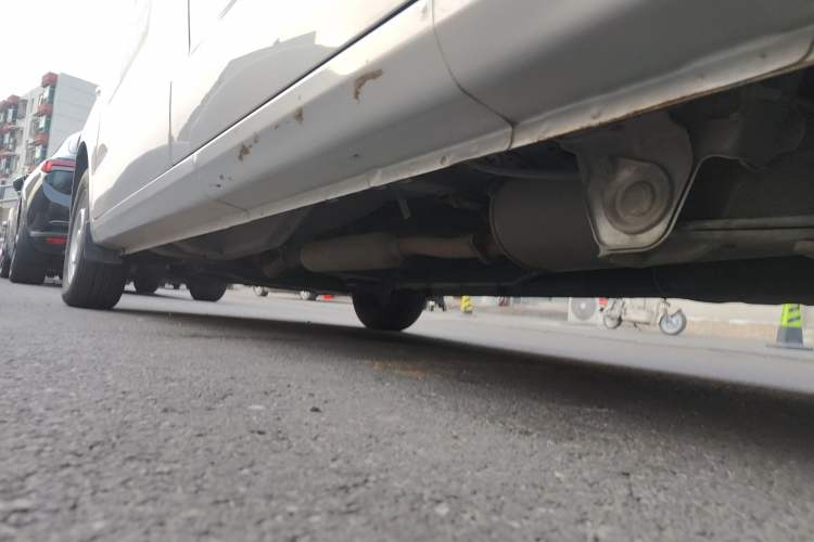 Used Wuling Hongguang V 2021 1.5L Jingqu Version LAR Chassis Rear Left