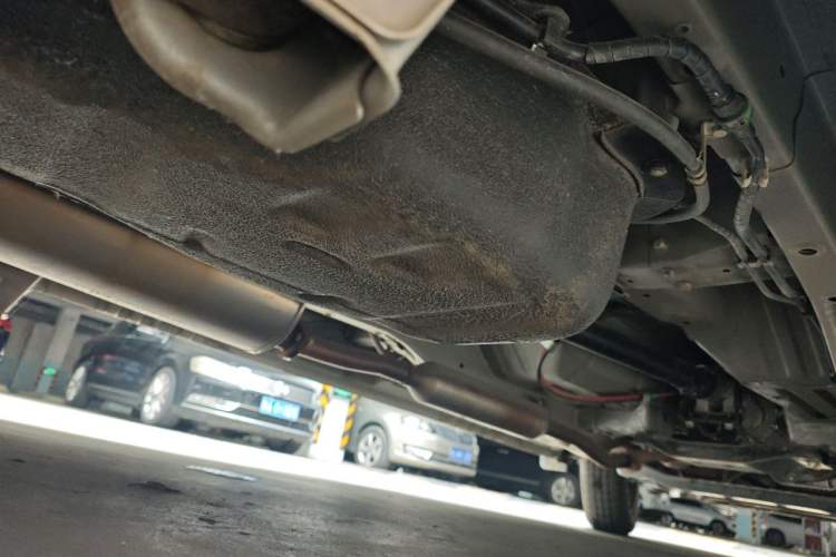 Used Wuling Hongguang V 2021 1.5L Jingqu Version LAR Chassis Rear Right