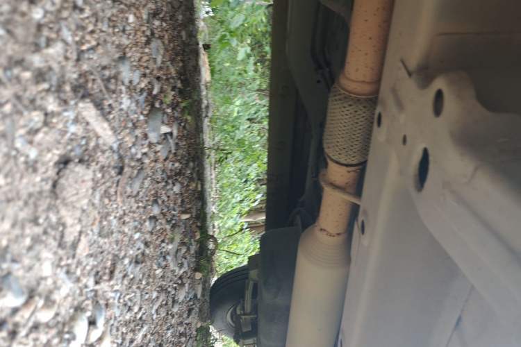 Used Wuling Hongguang V 2021 1.5L Jingqu Edition Enclosed-Window Vehicle LAR Chassis Rear Right