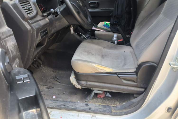 Used Wuling Hongguang V 2021 1.5L Jingqu Version LAR Driver Seat