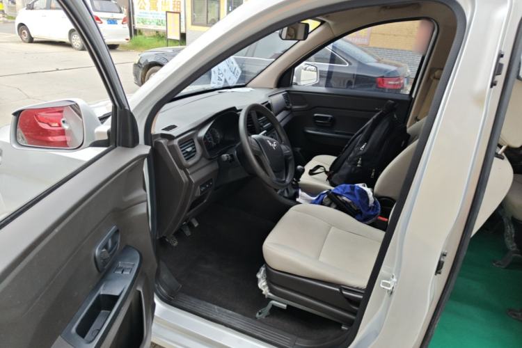 Used Wuling Hongguang V 2021 1.5L Jingqu Version LAR Driver Seat