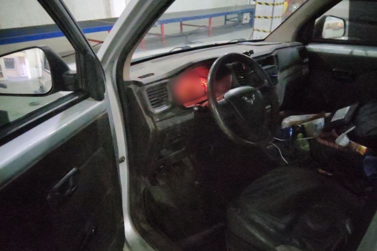 Used Wuling Hongguang V 2021 1.5L Jingqu Version LAR Driver Seat
