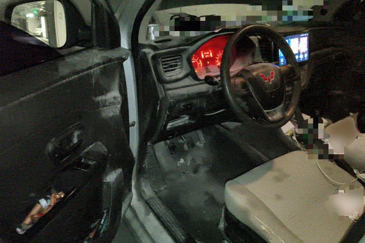 Used Wuling Hongguang V 2021 1.5L Jingqu Version LAR Driver Seat