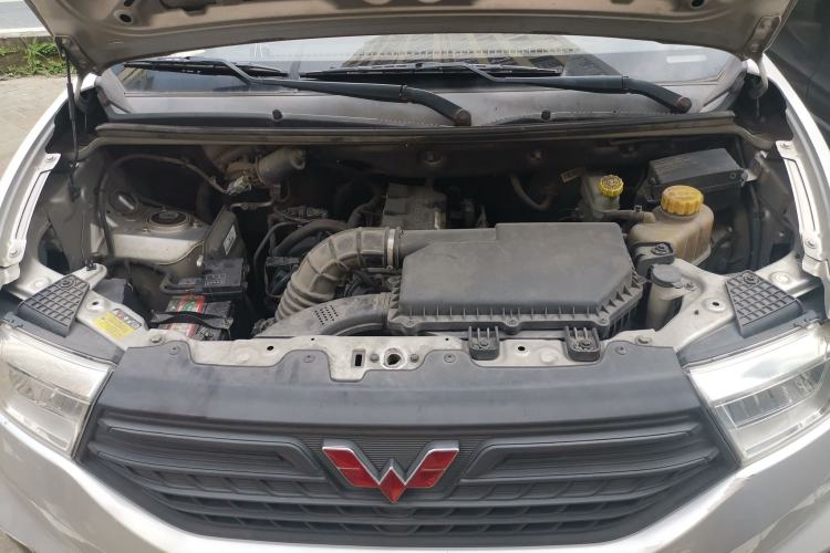 Used Wuling Hongguang V 2021 1.5L Jingqu Version LAR Engine Bay